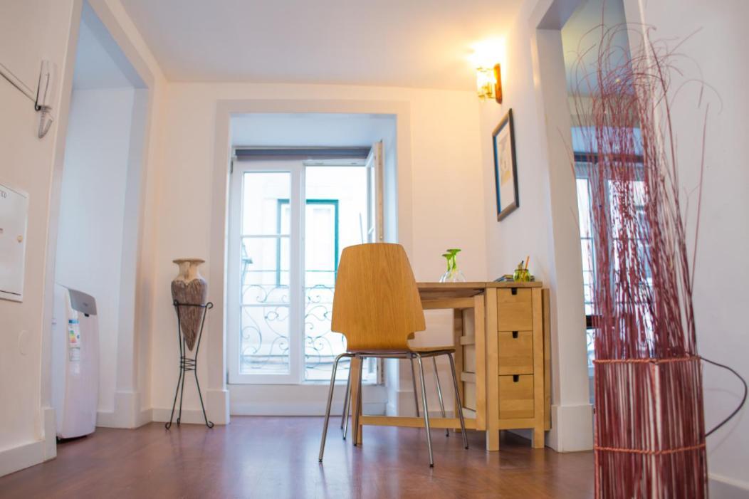 Апартаменты Bica Sequeiro 1 Bed Лиссабон Экстерьер фото